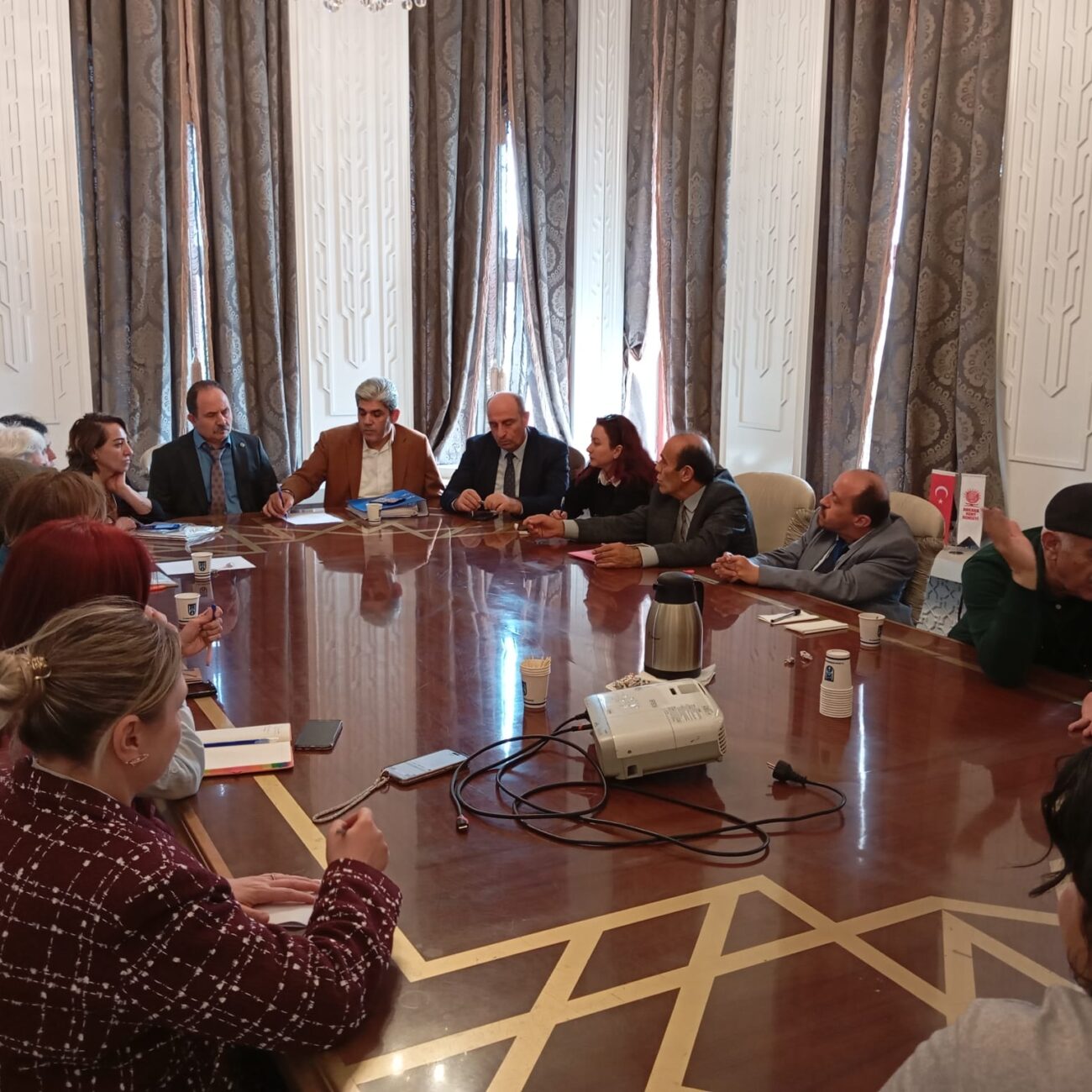 82d98dbb-d24e-4e51-8f2f-80f8b342af06